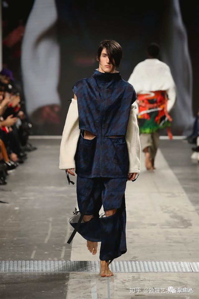 浓眉哥新星战术调整表现惊艳，瑞士队未来可期！的简单介绍